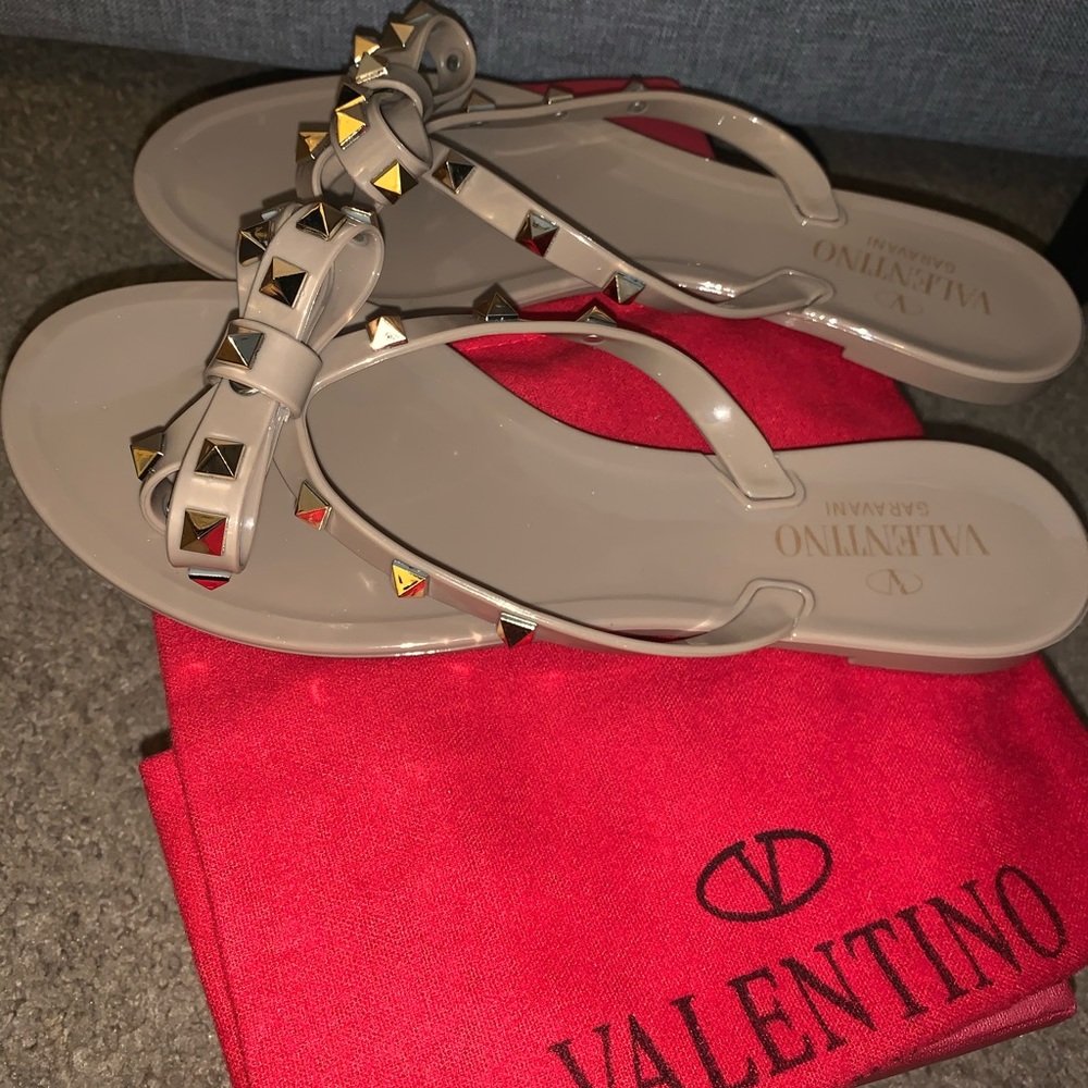 Valentino rockstud thong sandals